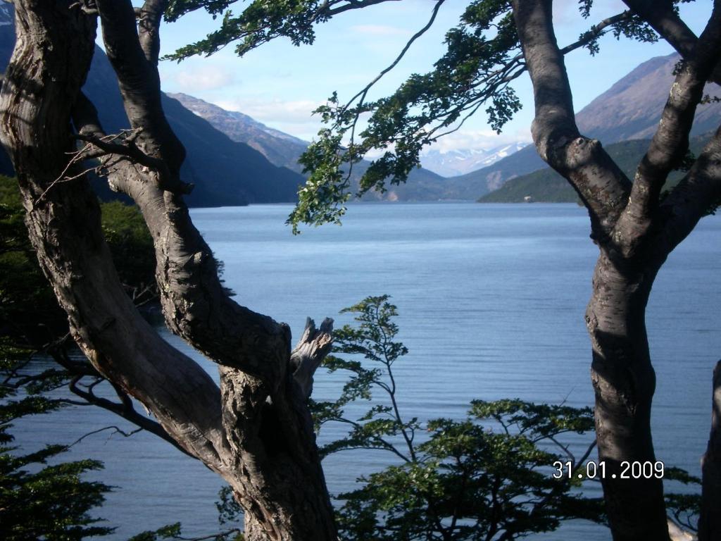 Hotel Confin Patagonico El Chaltén Exterior foto
